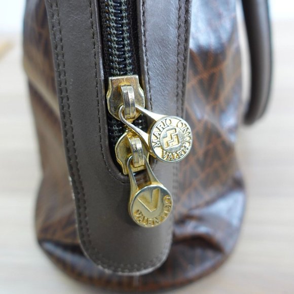 VINTAGE Valentino Bag Womens Leather Shoulder Purse Logo Handbag MARIO VALENTINO - Picture 10 of 14